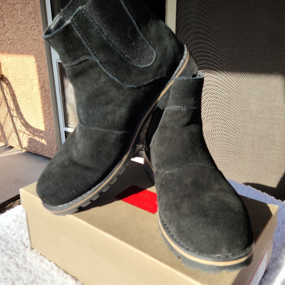 Bearpaw Mens Boots